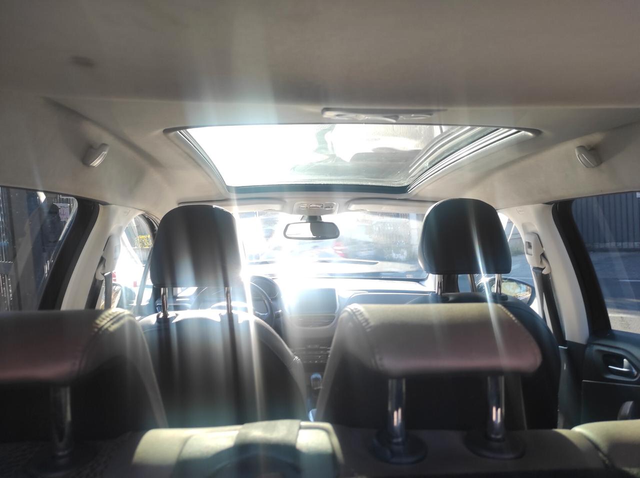 Peugeot 2008 1.6 VTi 120CV Allure