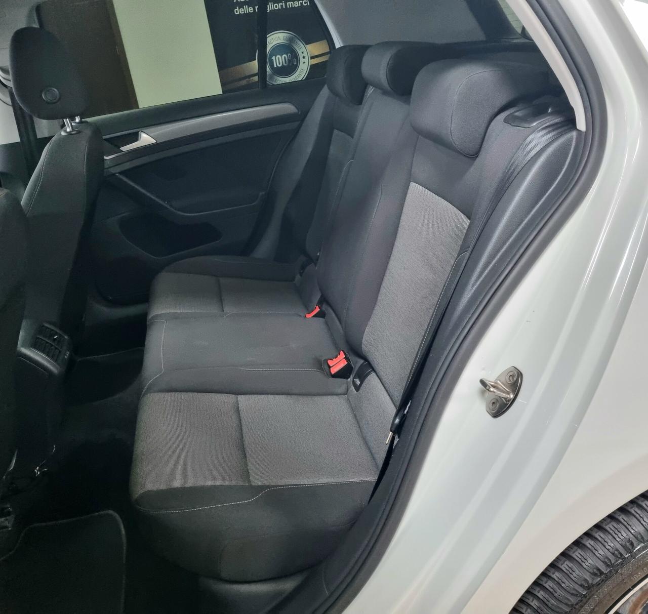 VOLKSWAGEN GOLF 1.6 TDI 90CV TECH&SOUND