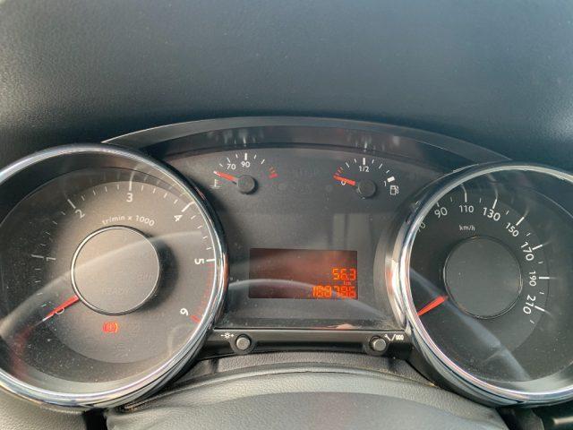 PEUGEOT 3008 1.6 HDi 115CV Business