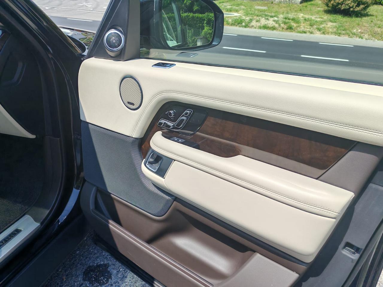 Land Rover Range 3.0 l6 Autobiography