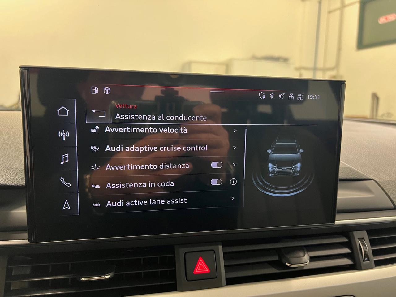 Audi A4 Avant 40 TDI quattro S tronic Business Advanced