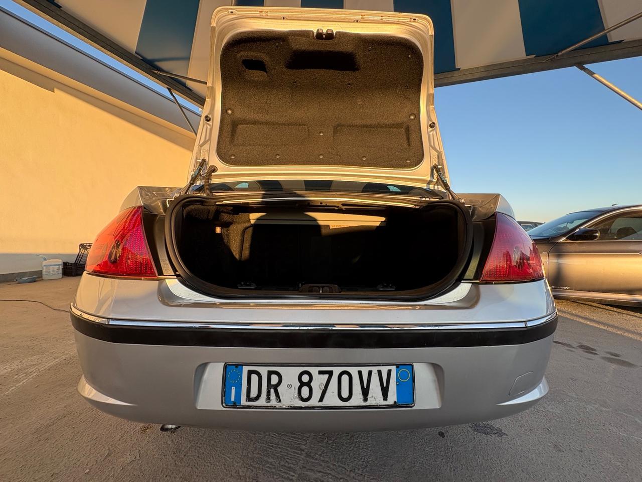 Peugeot 407 1.6 HDi Premium 124000km!