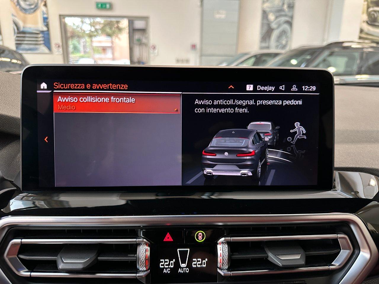 BMW X4 xdrive20i mhev 48V - 19"-Camera-Carplay-Pelle-IVA