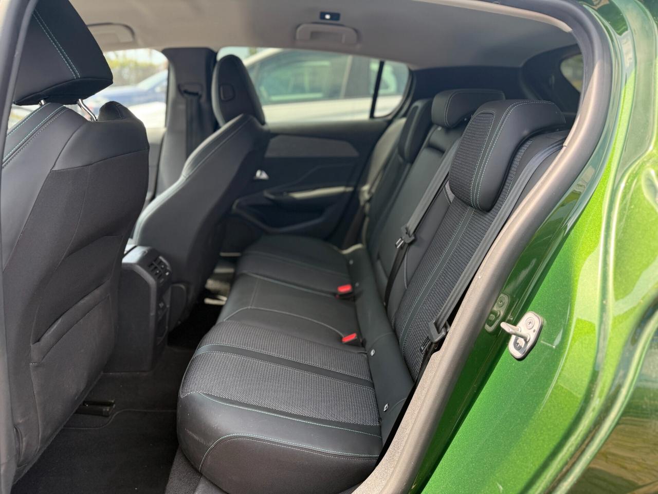 Peugeot 308 BlueHDi 130 S&S EAT8 Allure Pack