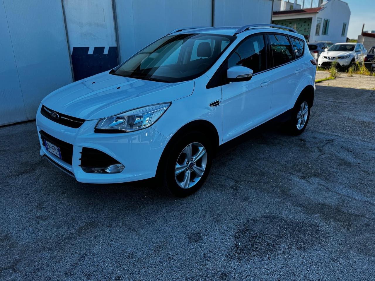 Ford Kuga 2.0 TDCi 140 CV 2WD Titanium DPF