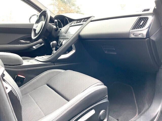 Jaguar E-Pace 2.0D 180 CV AWD R-Dynamic