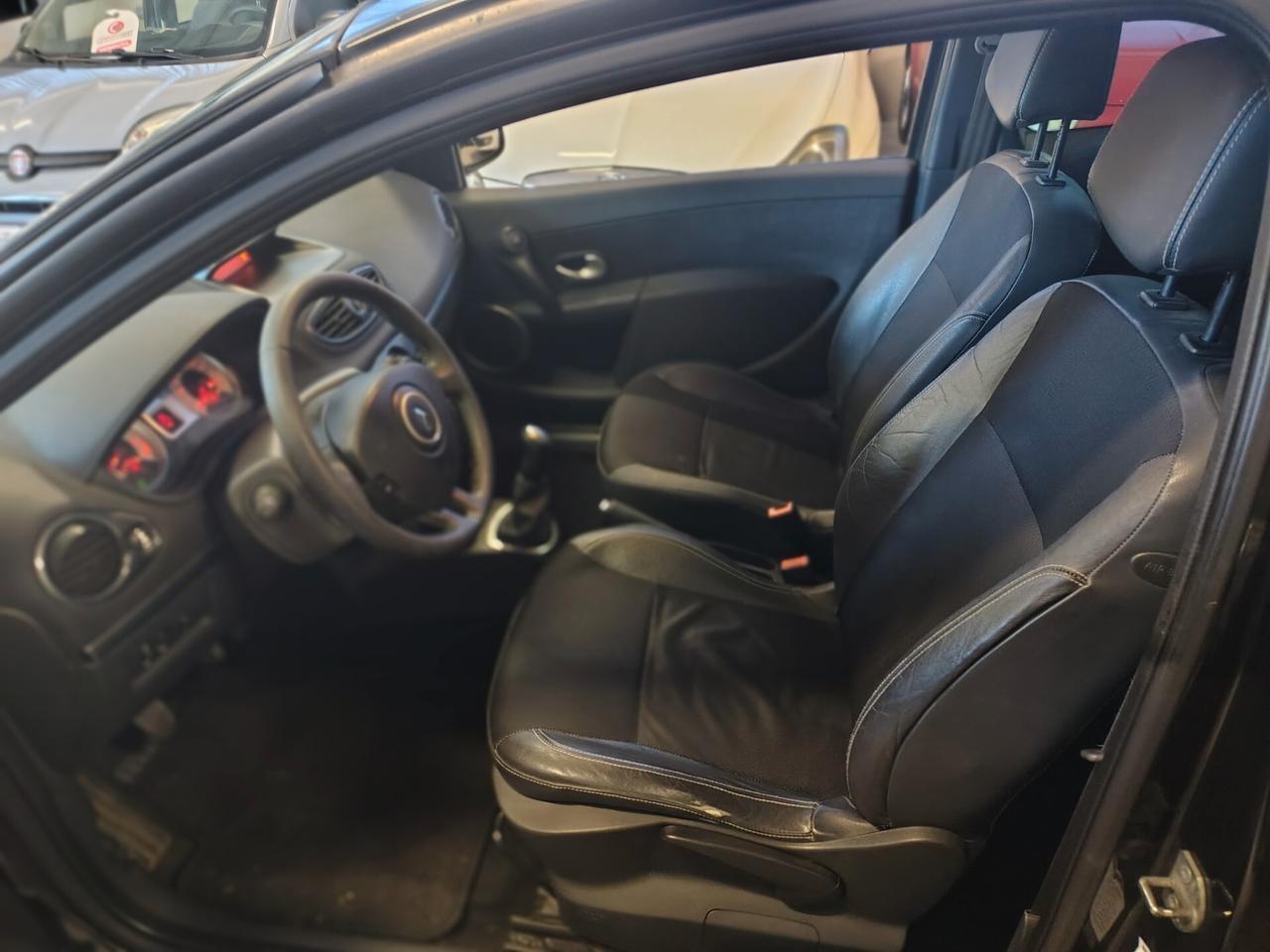 Renault Clio 1.2 16V 3 porte Le Iene