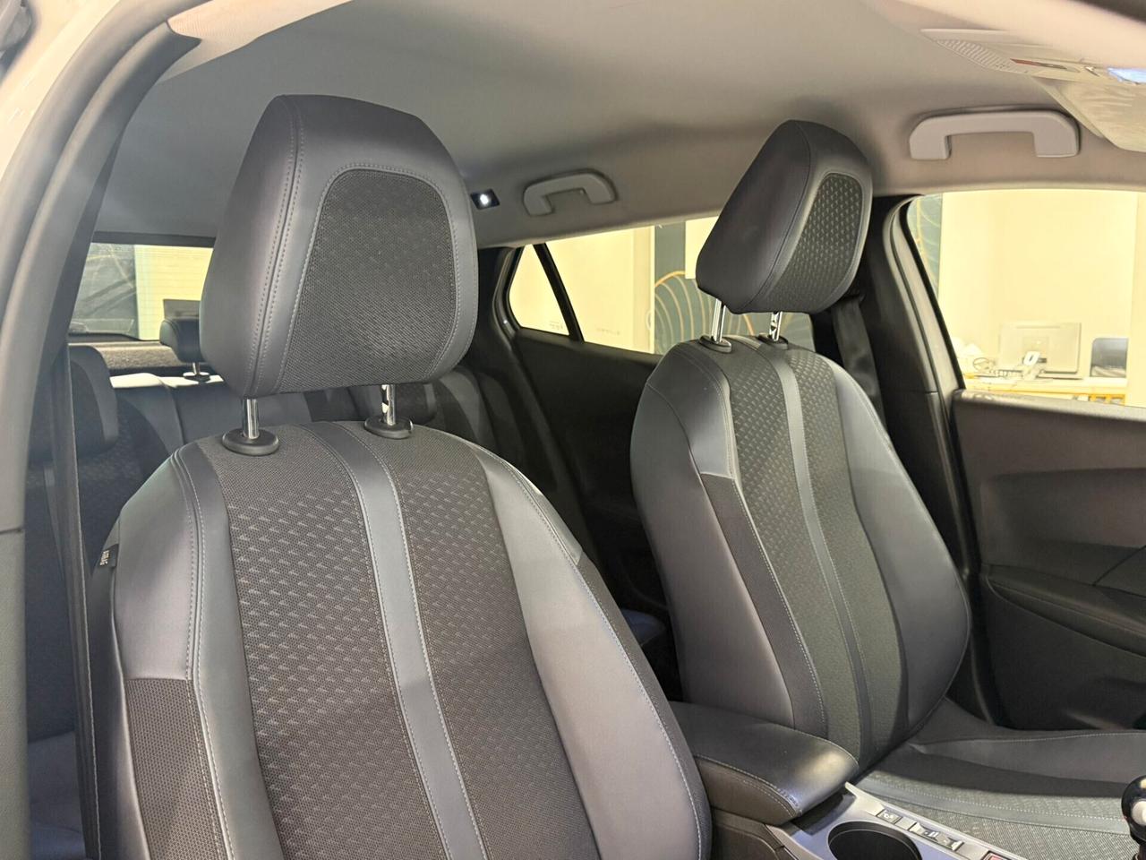 Peugeot 2008 1.2 130cv Allure Pack Cockpit