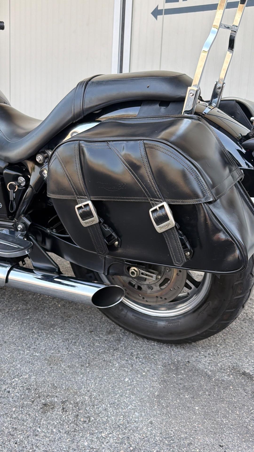 Triumph SpeedMaster 900