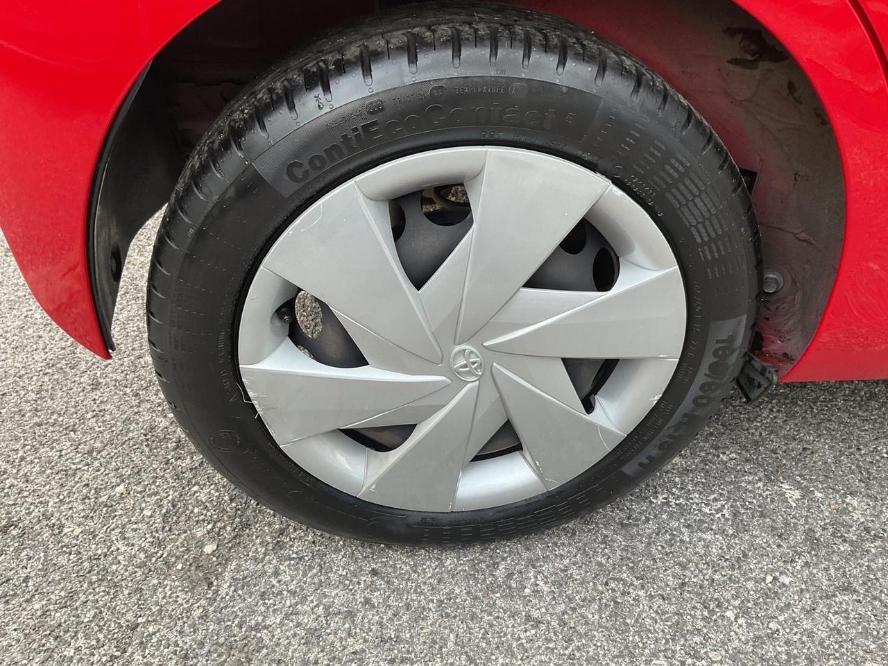 Aygo 1.0 VVT-i 69 CV( 25 mila km ) -unipro-rate