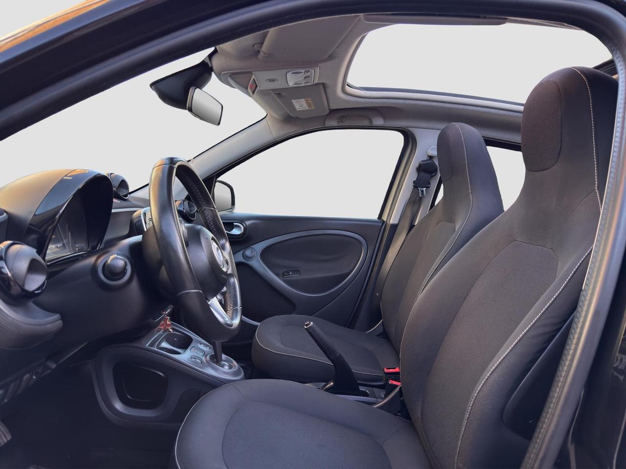 Smart ForFour 1.0 Passion 71cv twinamic automatica cabrio 2017