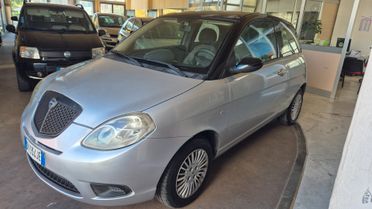 Lancia Ypsilon 1.2 Oro