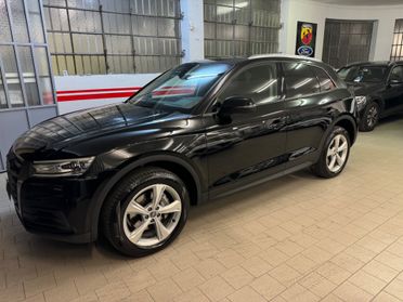 Audi Q5 40 TDI quattro S tronic Business