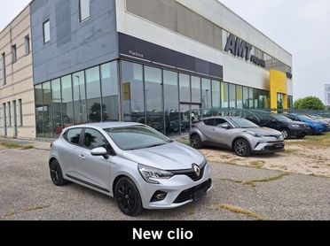 RENAULT Clio TCe 100 CV 5 porte