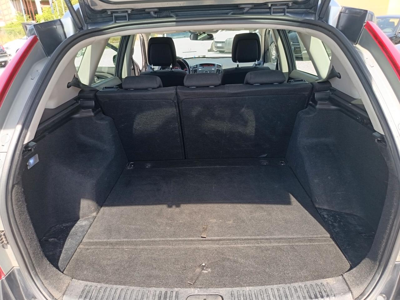 Kia Ceed cee'd Sp. Wag. 1.6 CRDi VGT 115CV EX