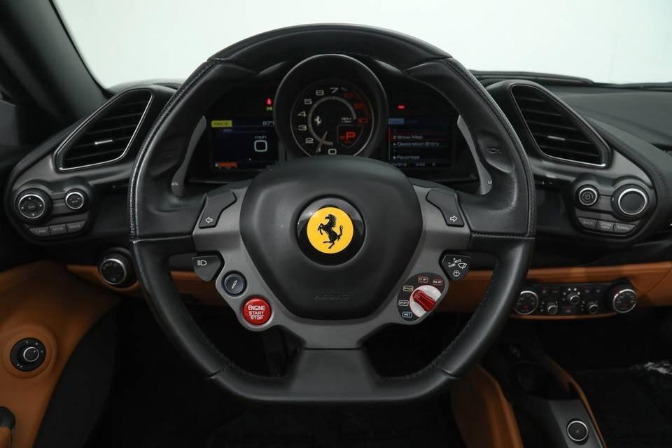 Ferrari 488 Ferrari 488 Cabrio - Noleggio Lungo Termine - Leasing all Inclusive