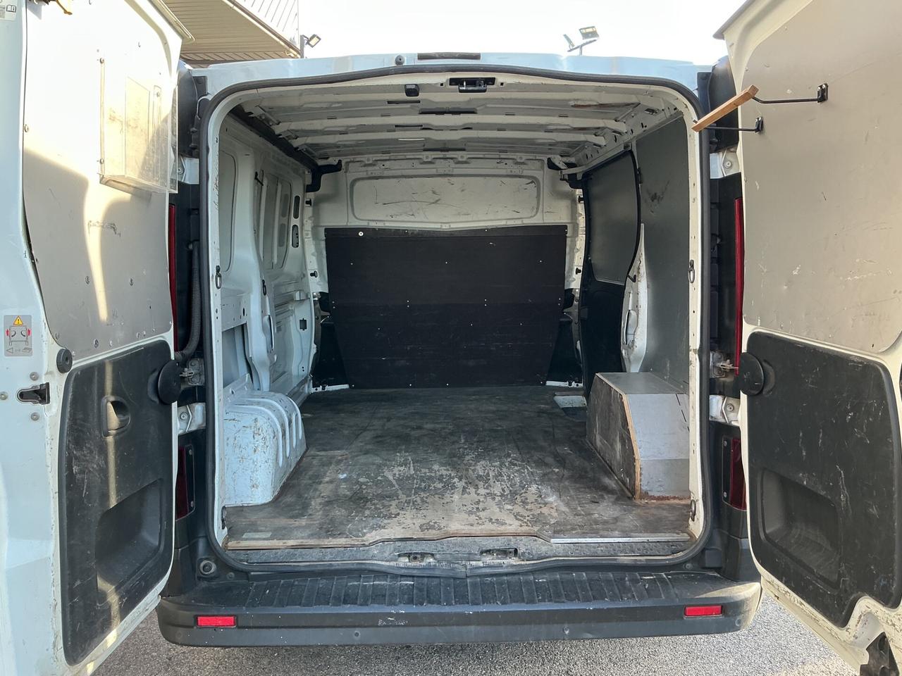 Renault Trafic T29 1.6 Diesel Neopatentati 3 posti
