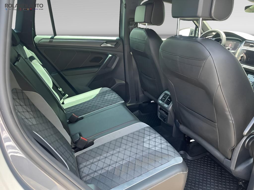 Volkswagen Tiguan 2.0 TDI SCR R Line 4Motion DSG