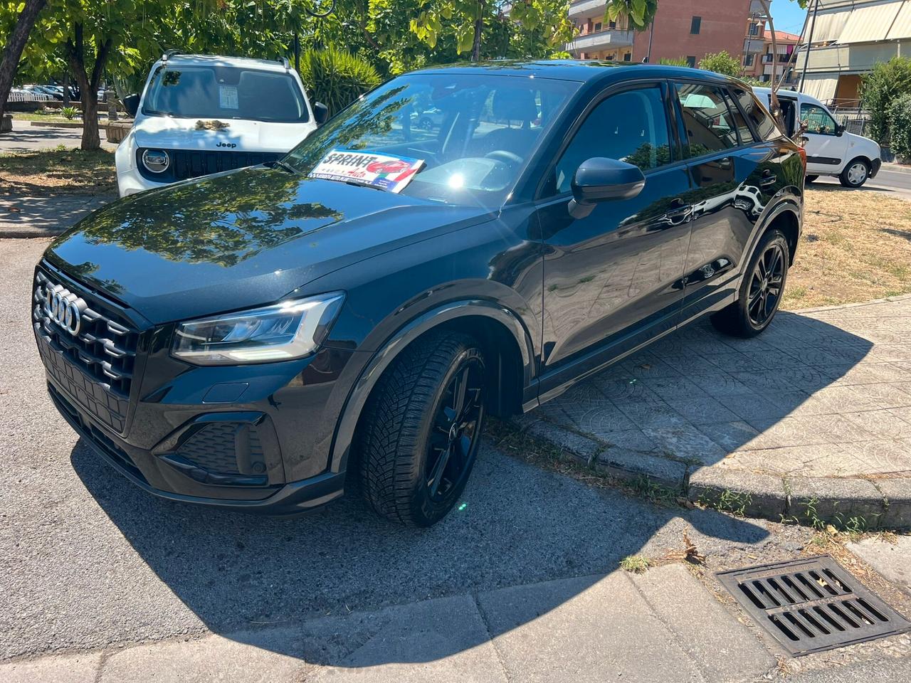 Audi Q2 30 TDI S tronic cockpit navigatore