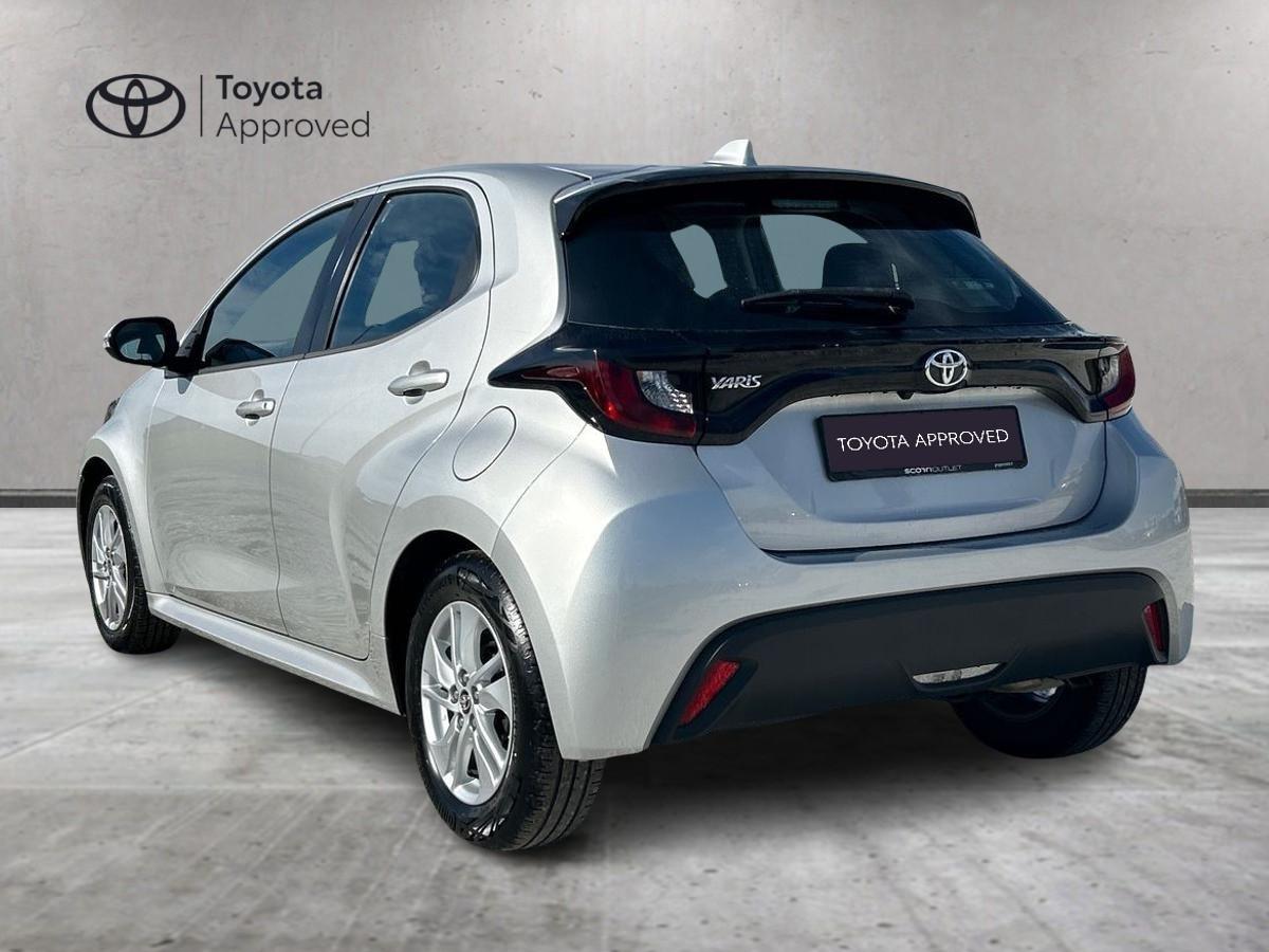TOYOTA Yaris 4ª serie - Yaris 1.0 5 porte Active