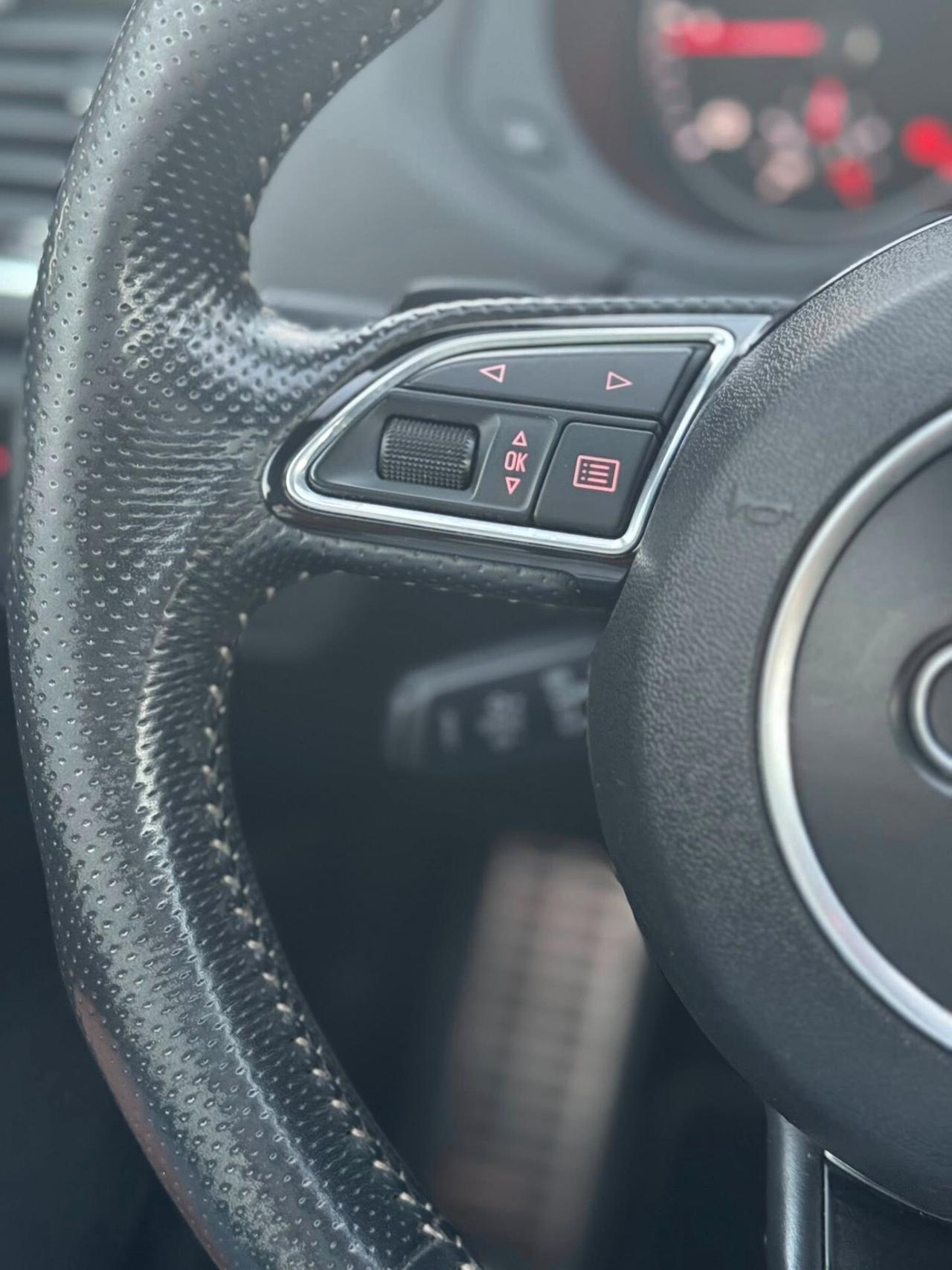 Audi Q3 2.0 TDI 150 CV quattro S line Edition