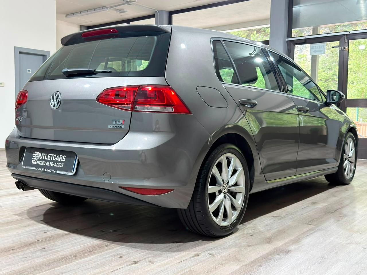 VOLKSWAGEN GOLF 1.6 TDI 105cv 4MOTION HIGHLINE