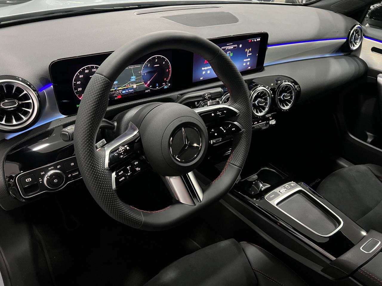 Mercedes Benz A180d Aut. AMG Line Premium 116 cv