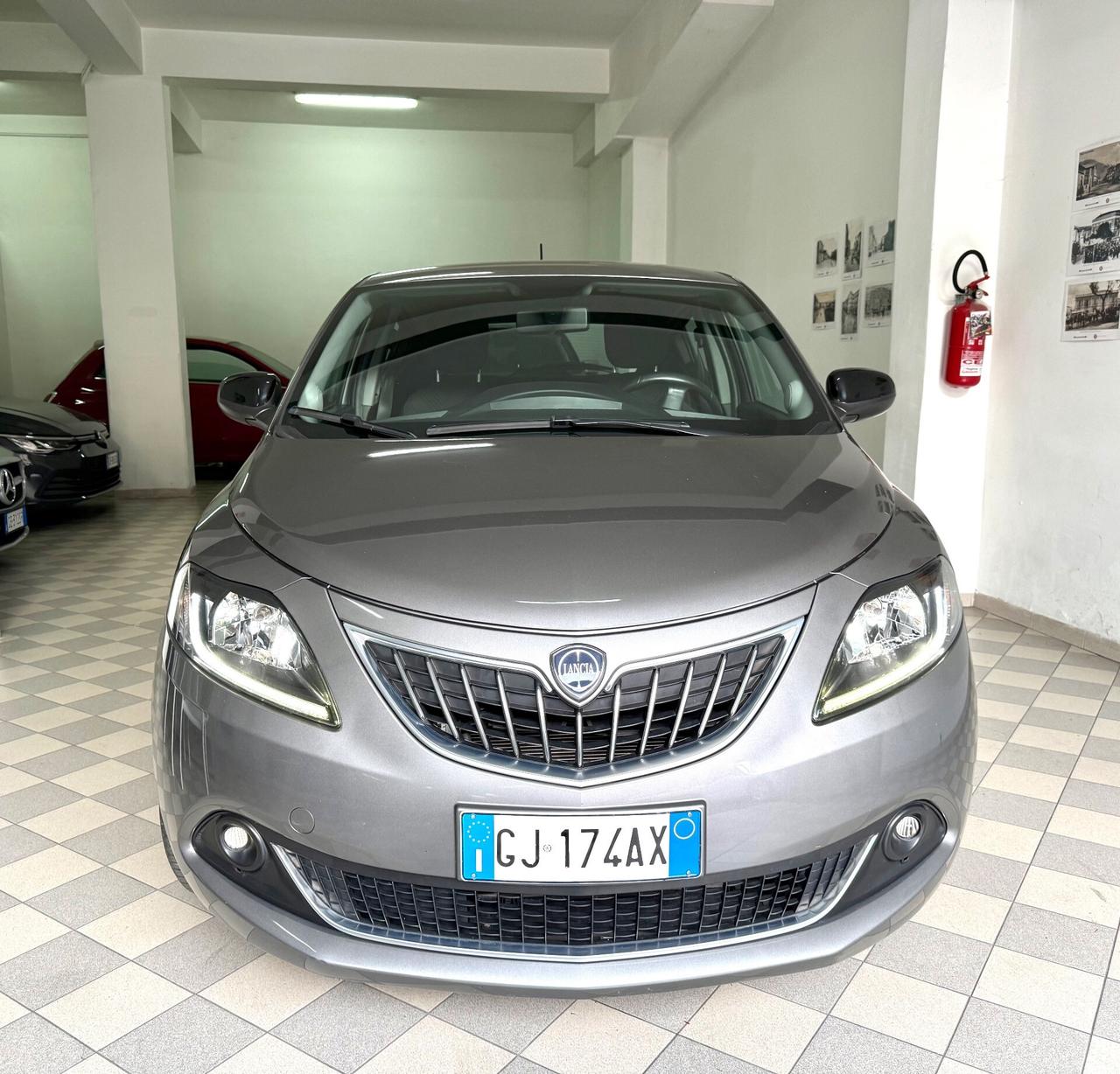 Lancia Ypsilon 1.0 S&S Hybrid Ecochic Gold 78.000km