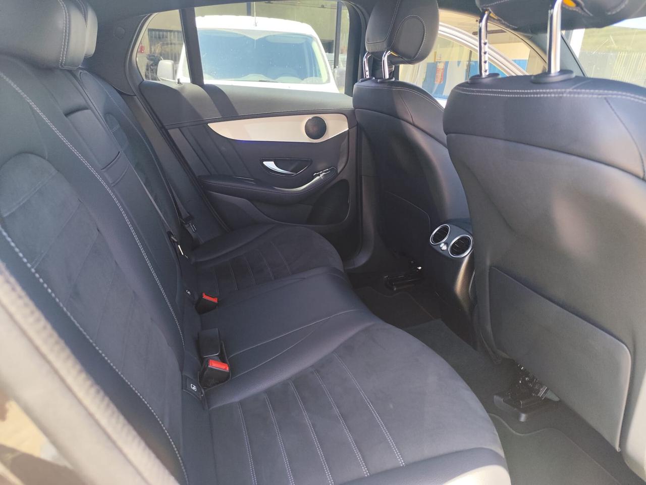 Mercedes-benz GLC 300 GLC 300 de 4Matic Plug-in hybrid Coupé Sport