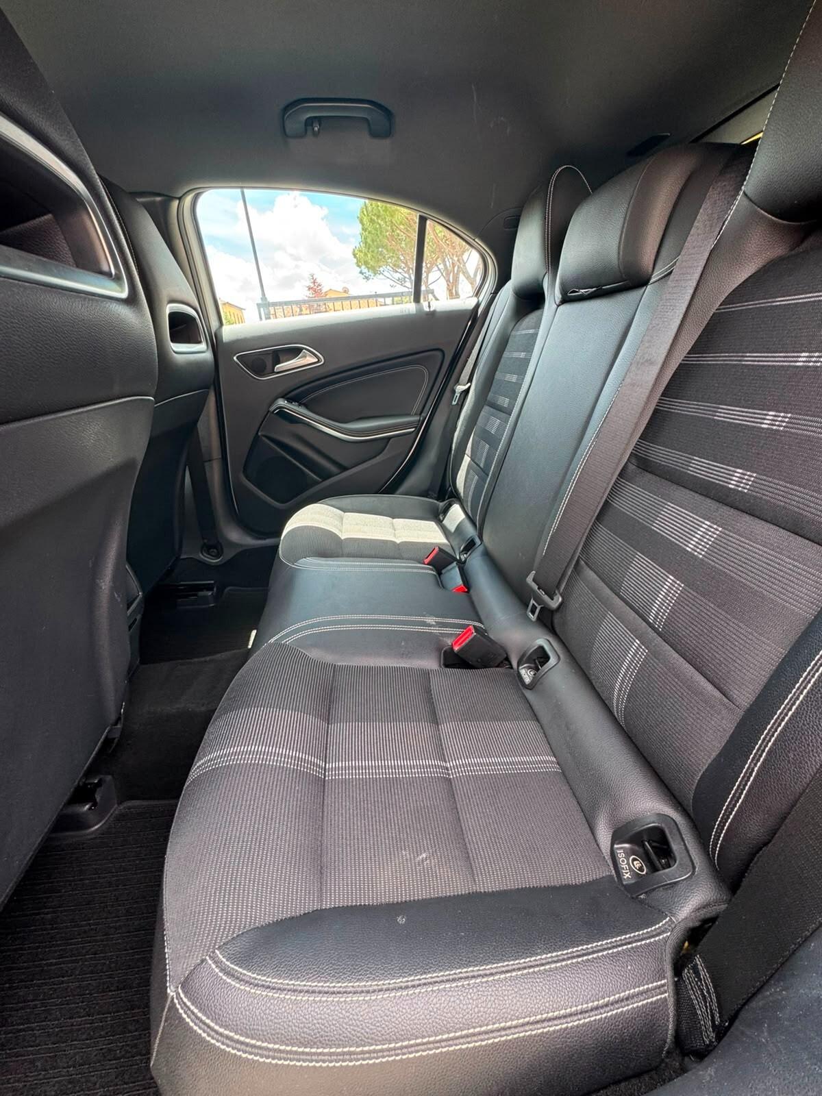 Mercedes-benz A 180 d Premium