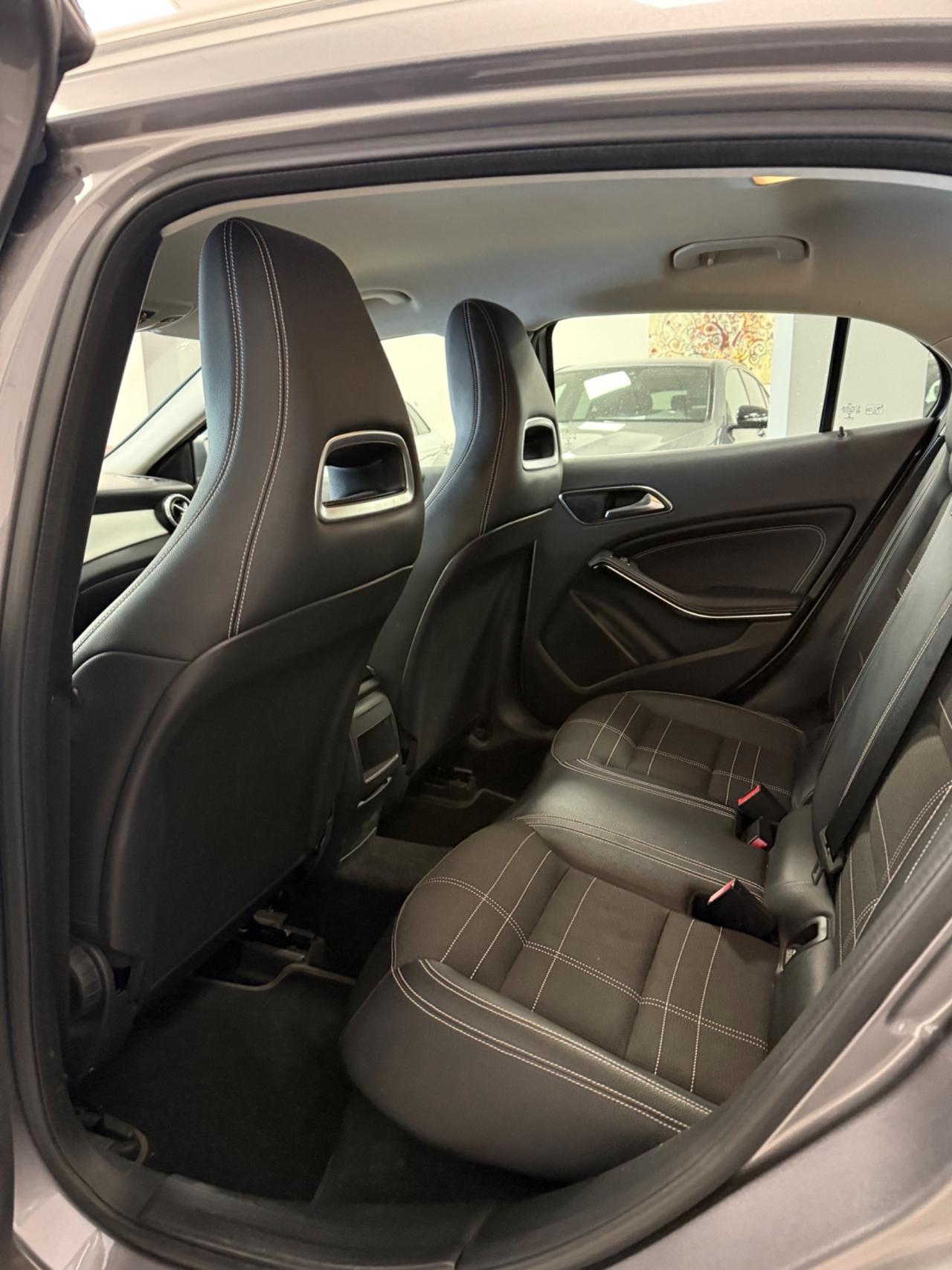 Mercedes-benz GLA 220 d Automatic 4Matic Sport