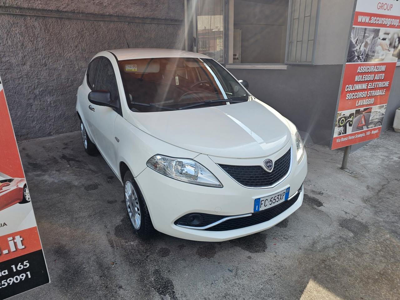 Lancia Ypsilon 0.9 Metano 2016