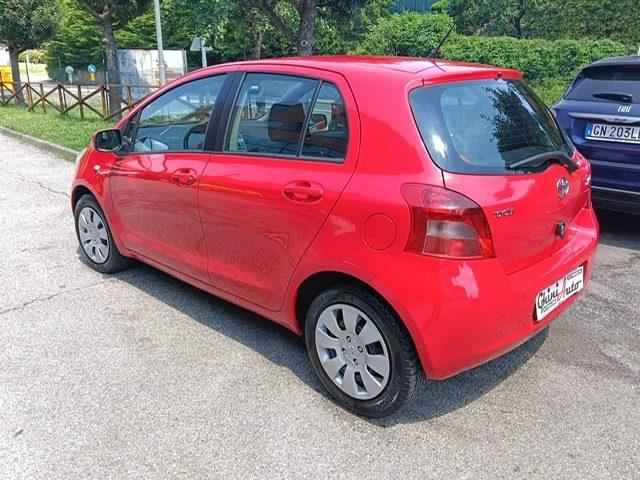 TOYOTA Yaris 1.3 5 porte Sol
