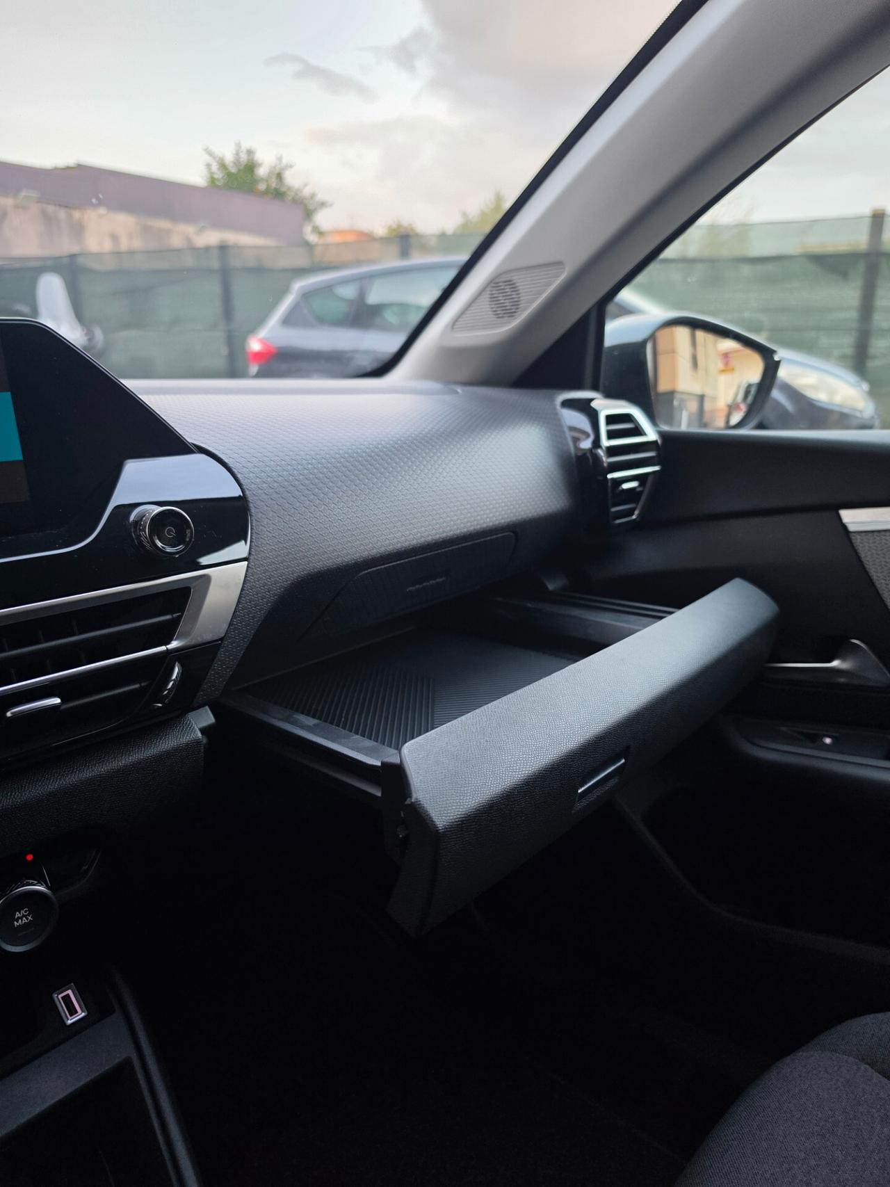 Citroen C4 BlueHDi 130 S&S EAT8 Shine