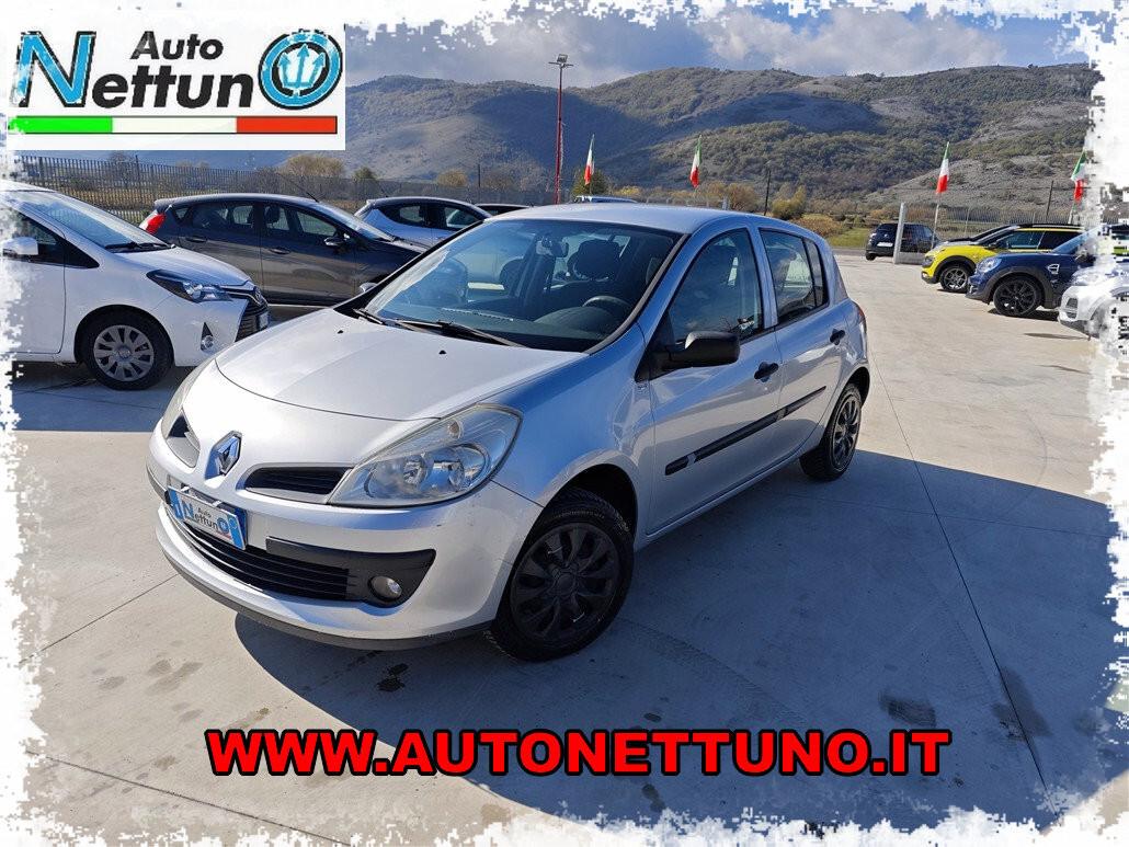 Renault Clio Storia 1.2 16V 5 porte Dynamique
