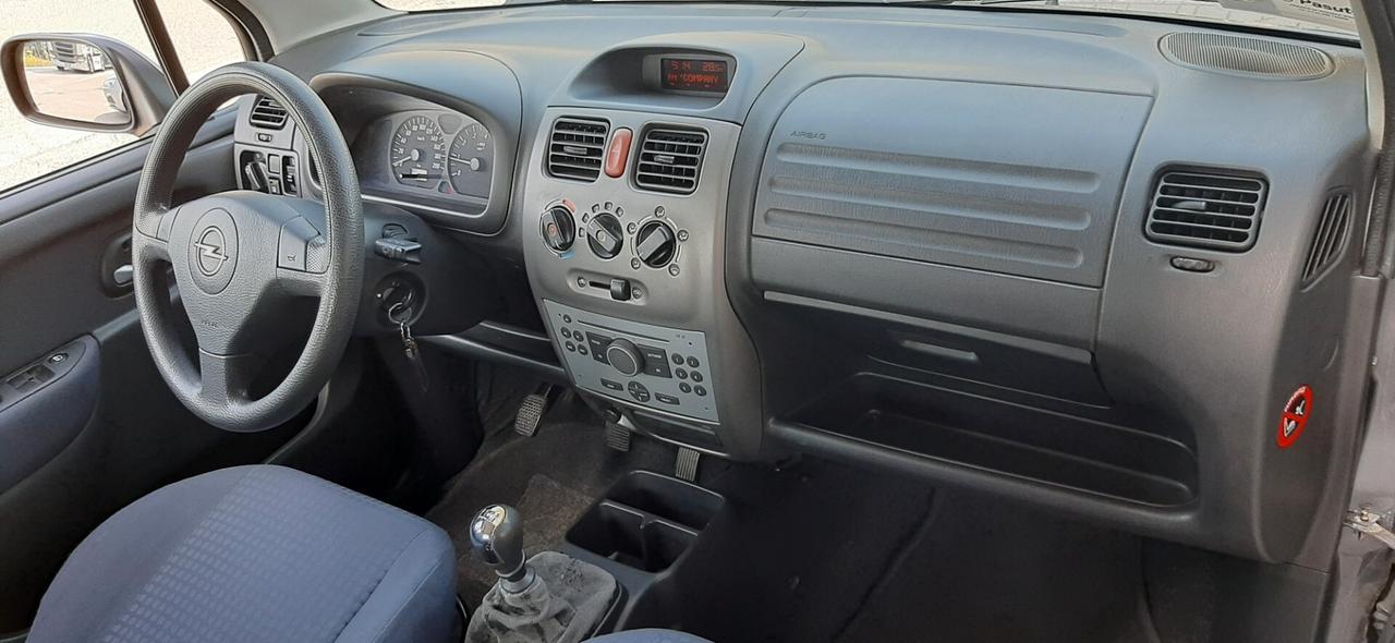 Opel Agila 1.2 16V Fashion Line
