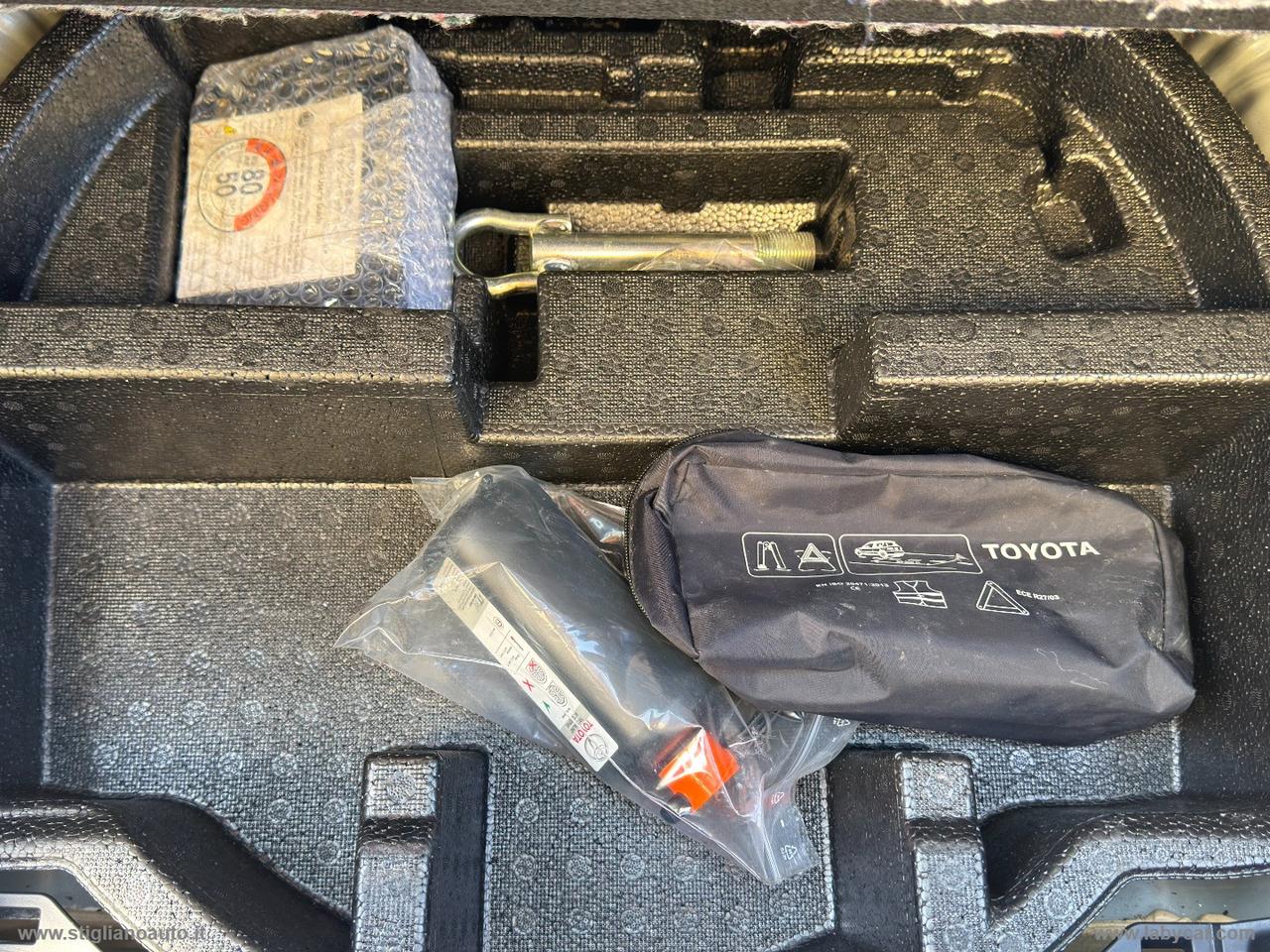 TOYOTA Yaris 1.0 72 CV 5p. Active