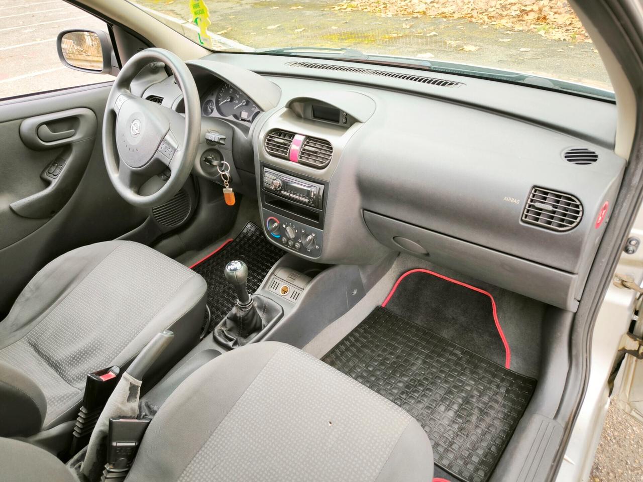 Opel Corsa 1.0i 12V cat 5 porte