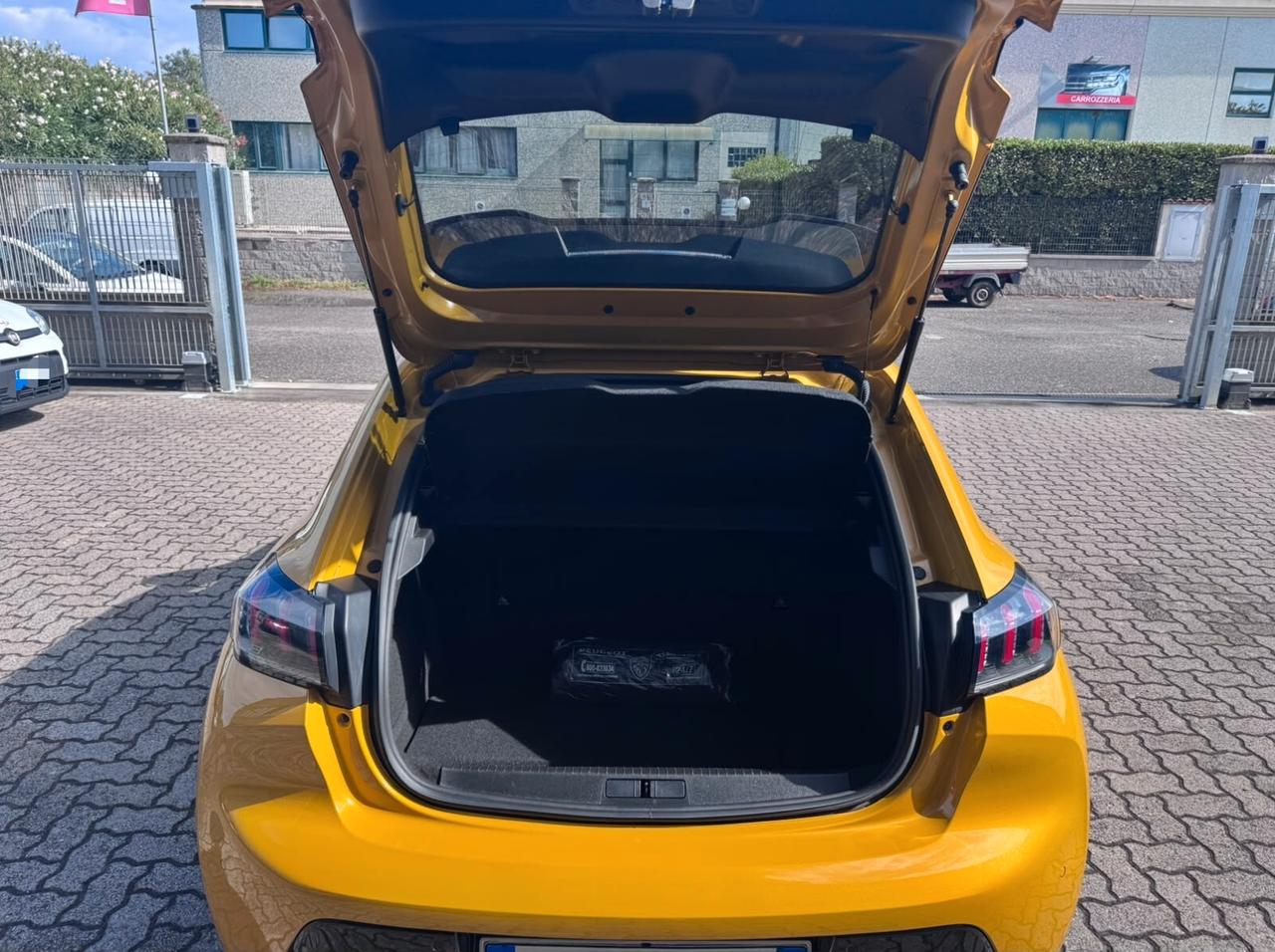 Peugeot 208 PureTech 100 Stop&Start 5 porte GT