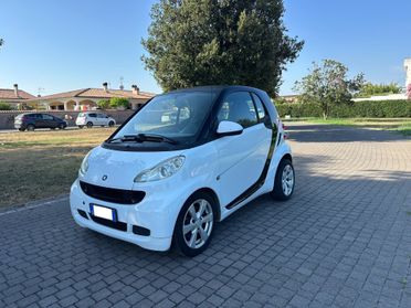 Smart ForTwo 1000 52 kW MHD coupé pure NEOPATENTATI