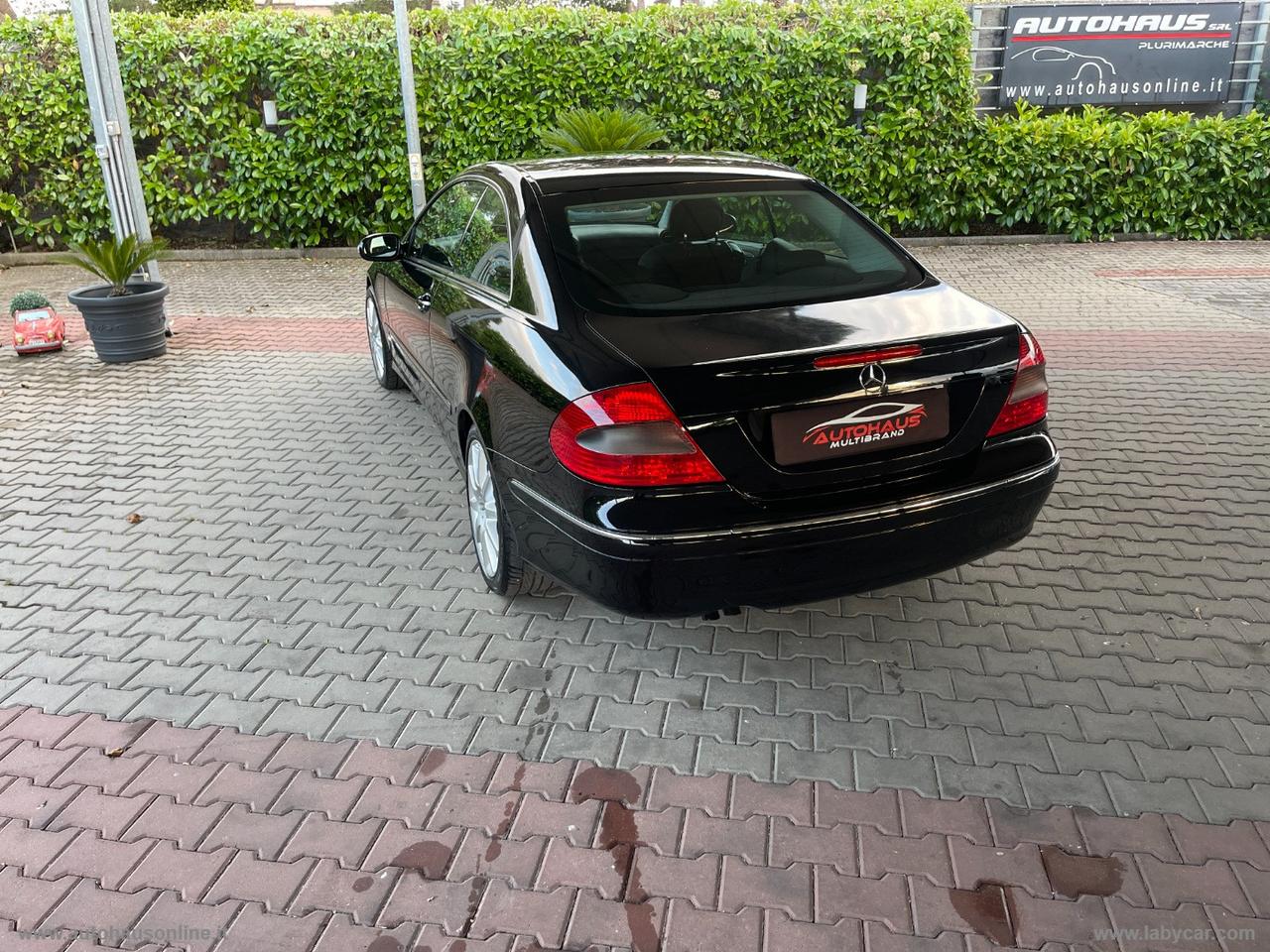 MERCEDES-BENZ CLK 220 CDI Elegance