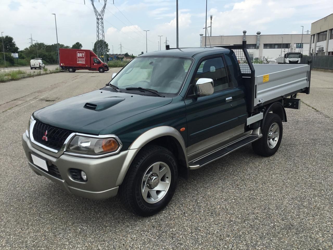 Mitsubishi L200 2.5 TDI 4WD Club Cab Pick-up GLS