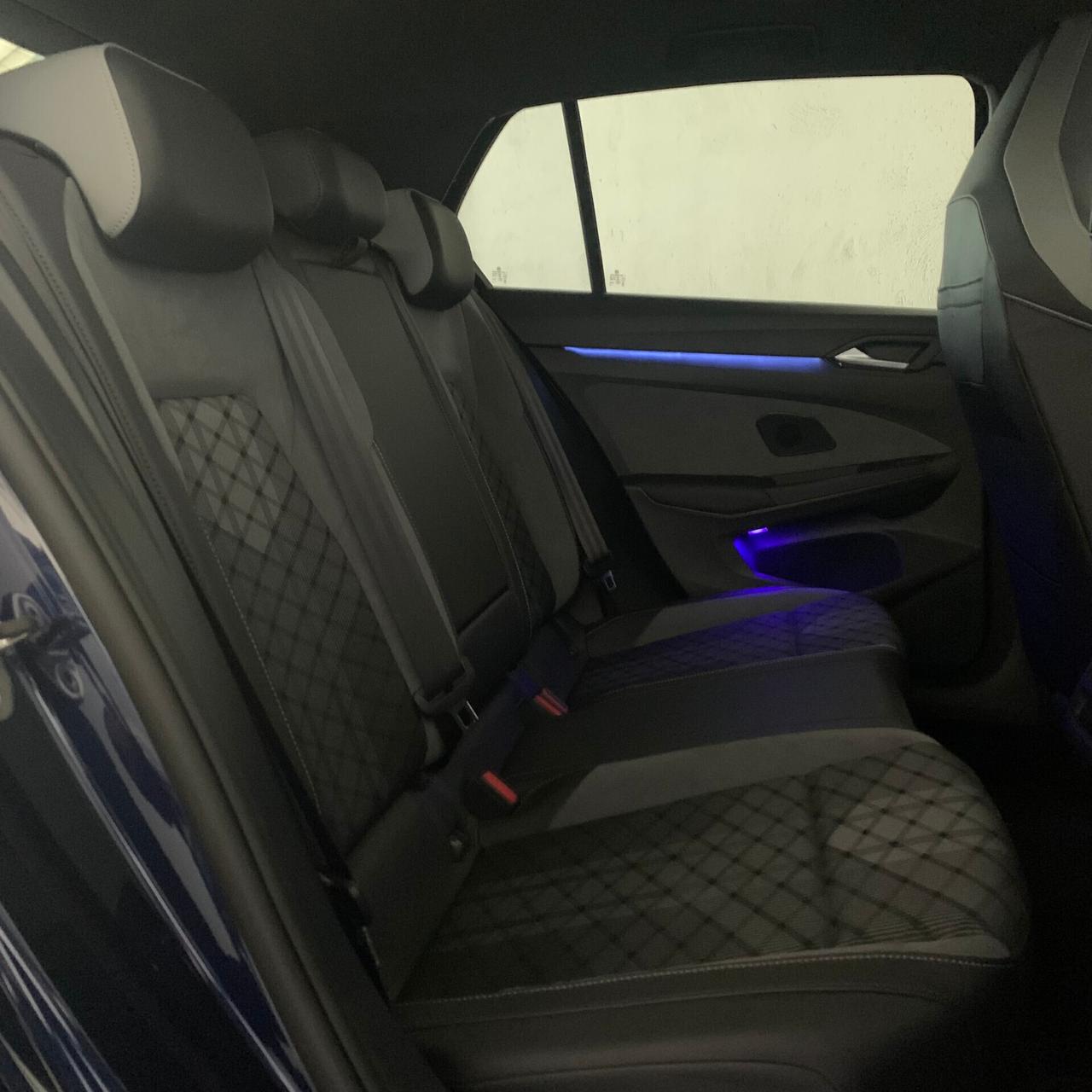 Volkswagen Golf VIII tsi EVO R-Line EXTRA GARANZIA