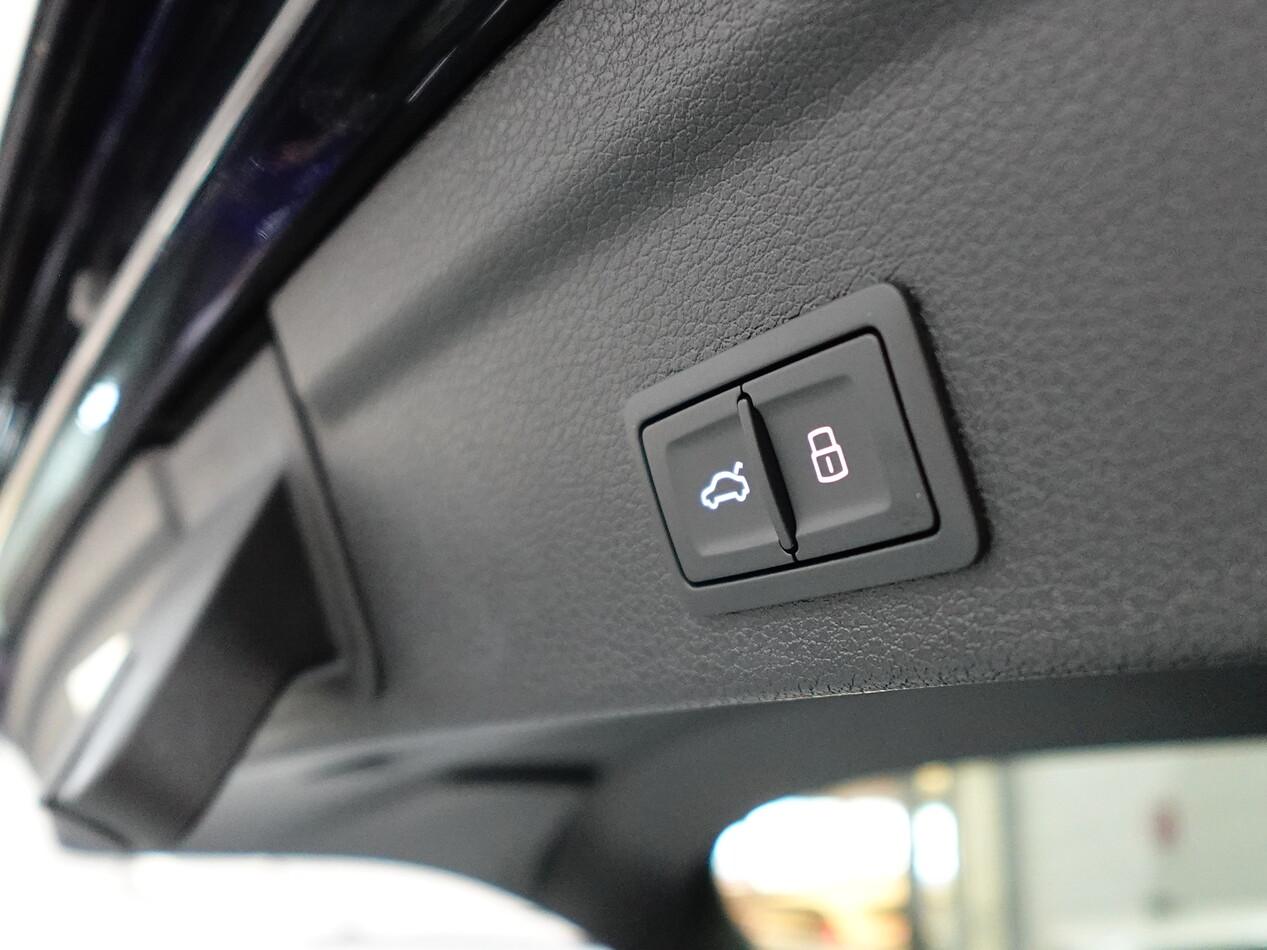 Audi Q3 Sportback 2.0 TDI 150 CV 35 S TRONIC IDENTITY BLACK