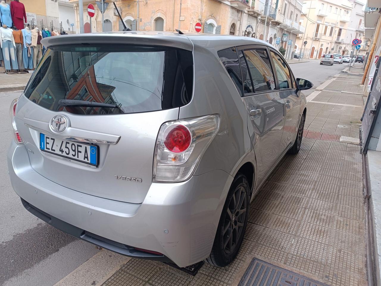 Toyota Verso 1.6 D-4D Style 110 CV TETTO CAMERA NAVI