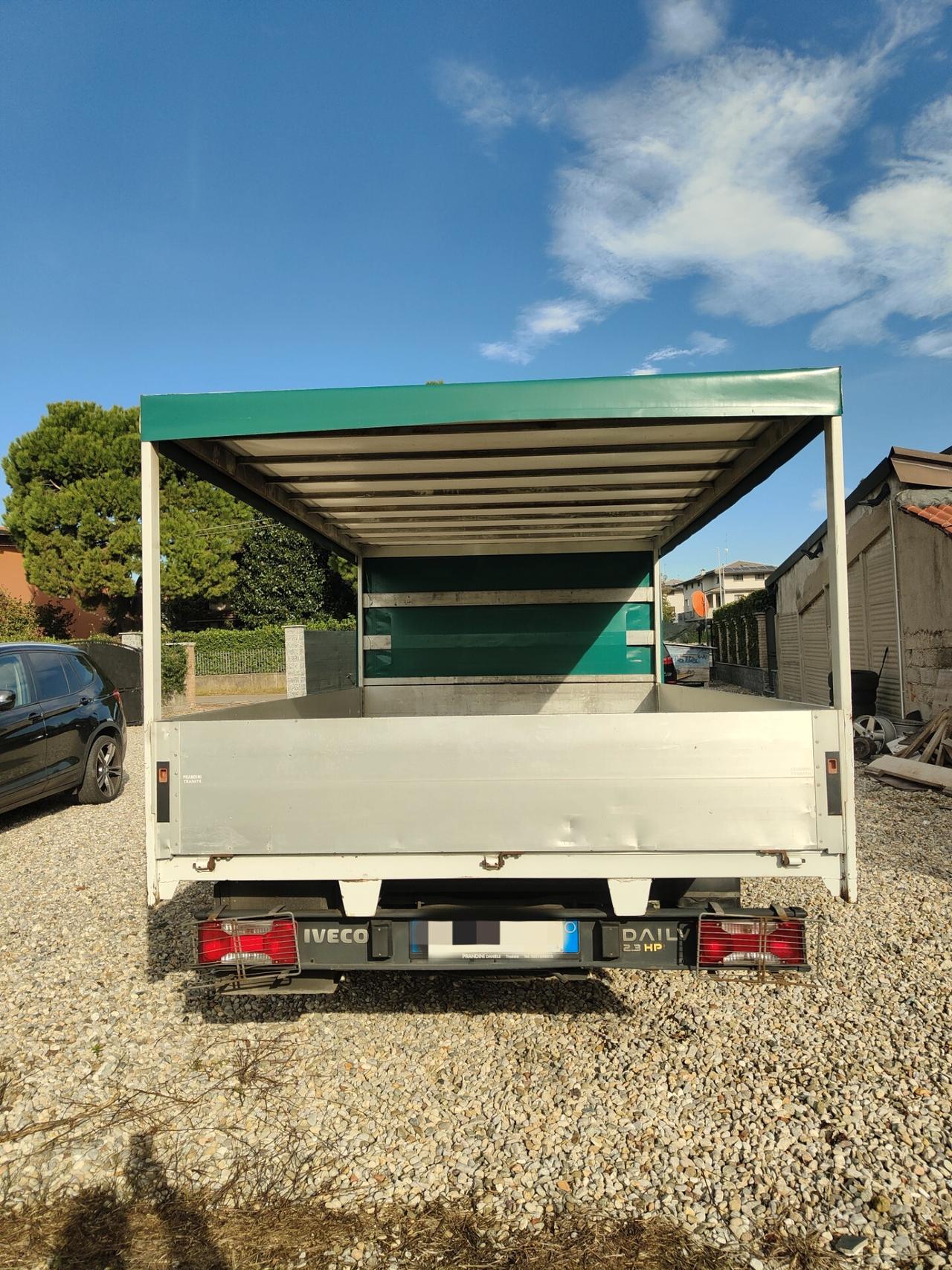 Iveco Daily 35.S10 anno 2010 con cassone fisso