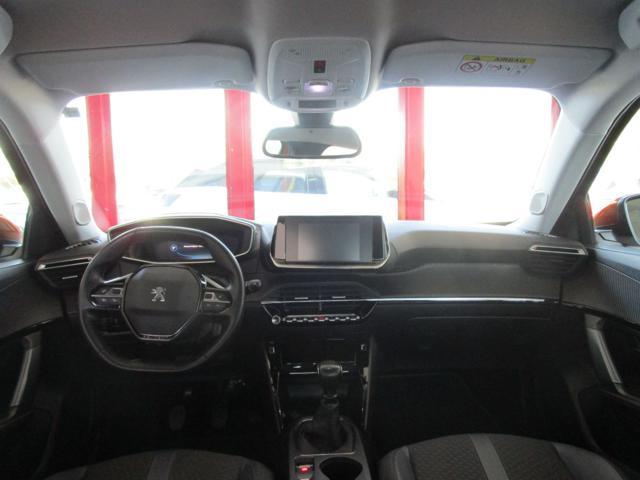 PEUGEOT 2008 PureTech 100 S&S Allure