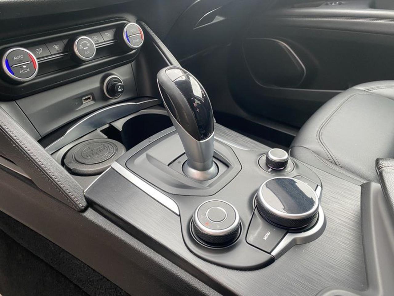 Alfa Romeo Stelvio 2.2 Turbodiesel 190 CV AT8 Q4 Business XENO