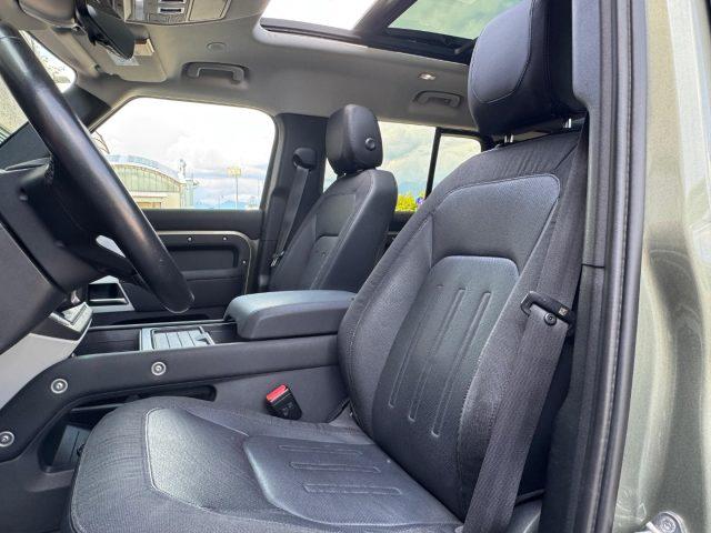 LAND ROVER Defender 110 3.0 l6 400 CV AWD Auto First Edition Gancio