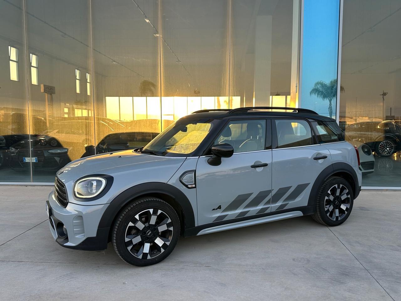 MINI Cooper D Countryman Untamed all4 possibilità noleggio no scorin